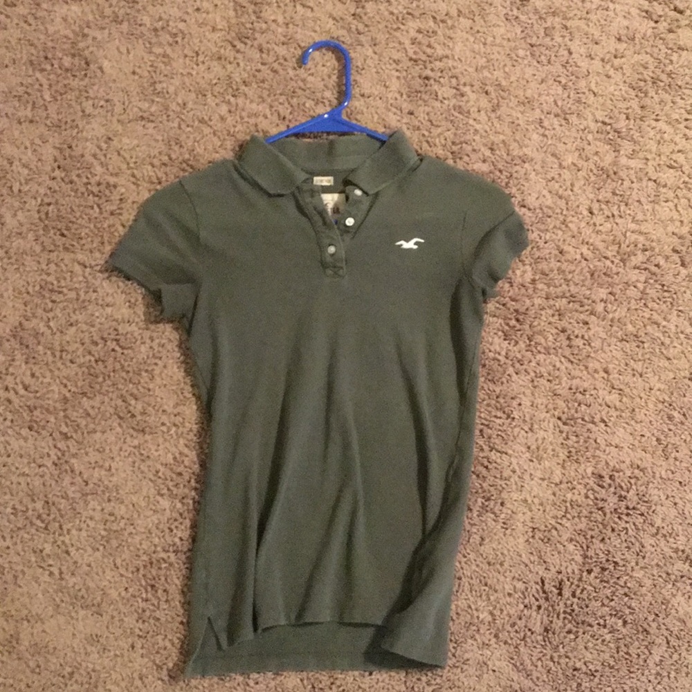 4 hollister polo